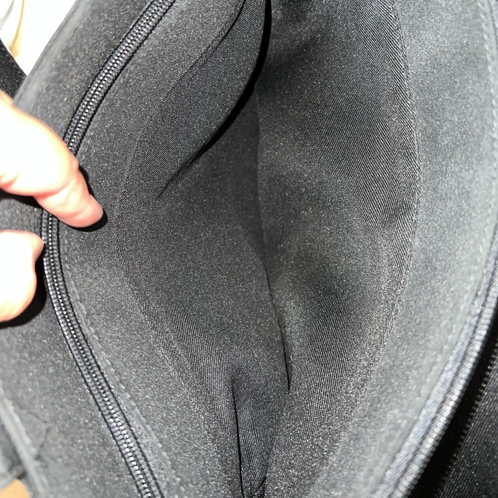 Totes Shoulder Bag - Picture 10 of 14